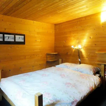 בית נופש Chalet Chalet Aux Isles *